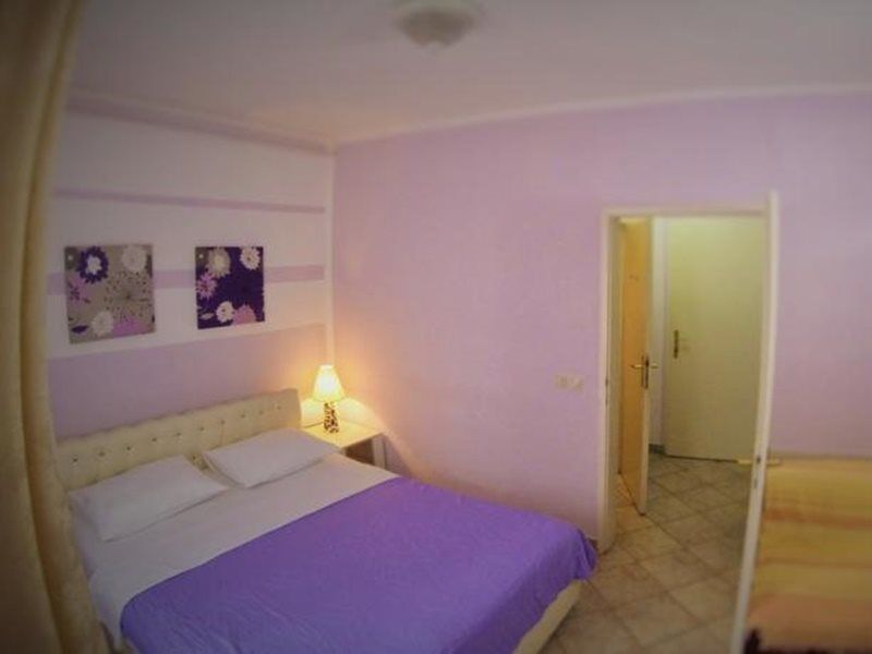 B&B Villa Evandjelina Sremska Kamenica Dış mekan fotoğraf